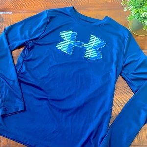 Under Armour long sleeve dry fit youth large